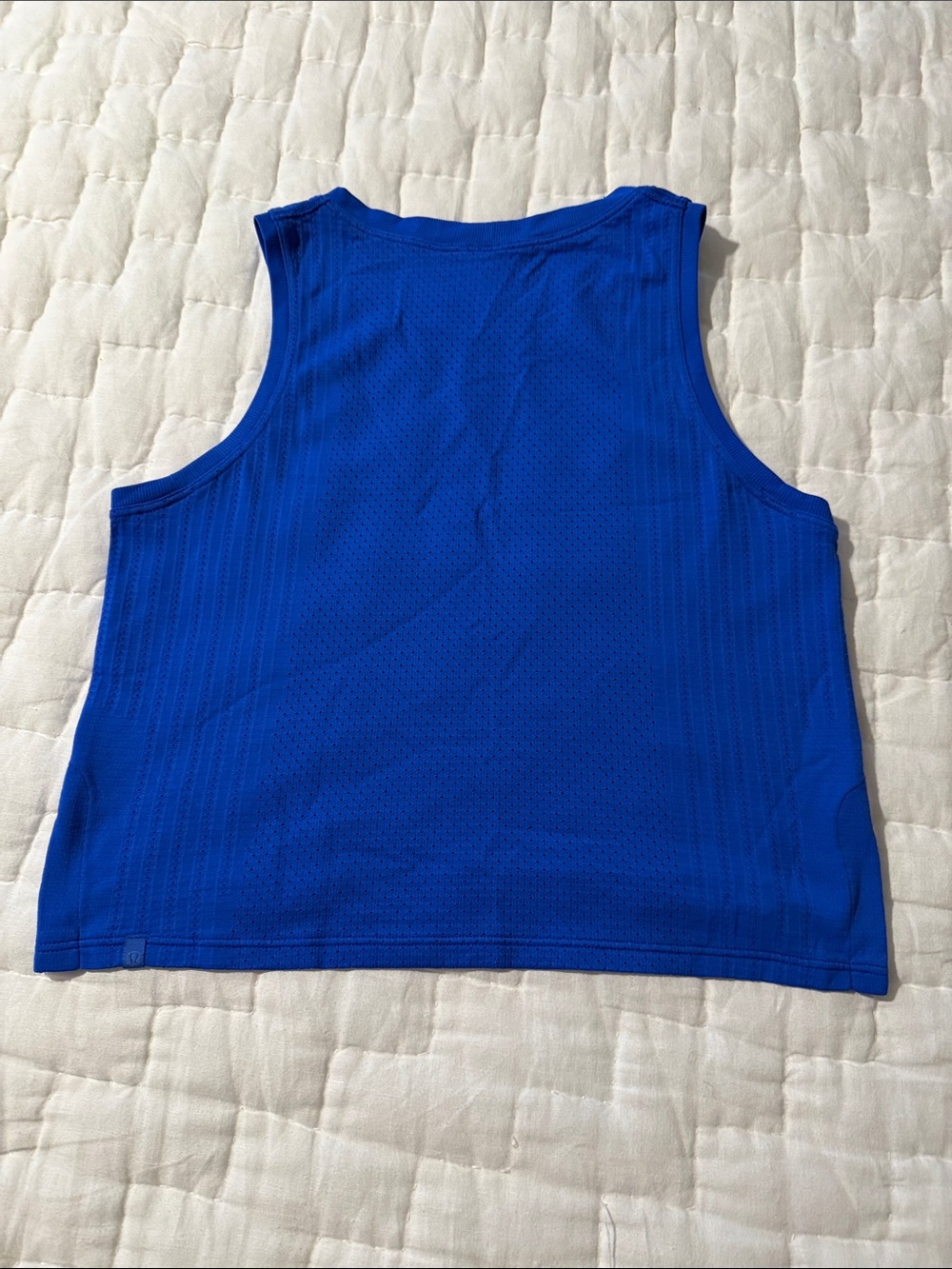 lululemon athletica Electric Blue Cropped Tank - Picture 4 of 5